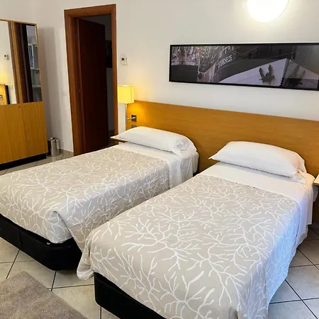 Malpensa 3*