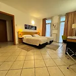 Malpensa 3*